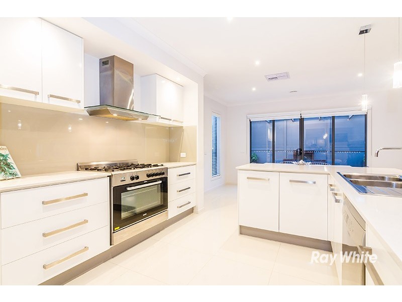 34 Tobin Way, Lyndhurst VIC 3975