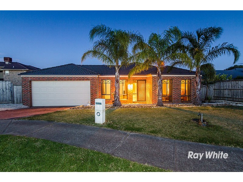 6 Bracken Place, Lyndhurst VIC 3975