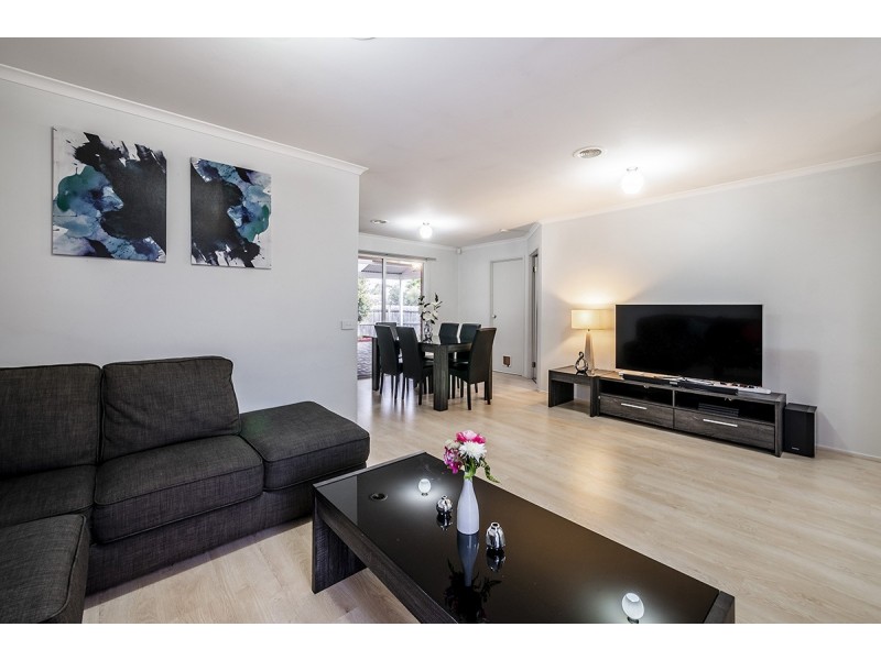 4 Shadi Court, Cranbourne West VIC 3977