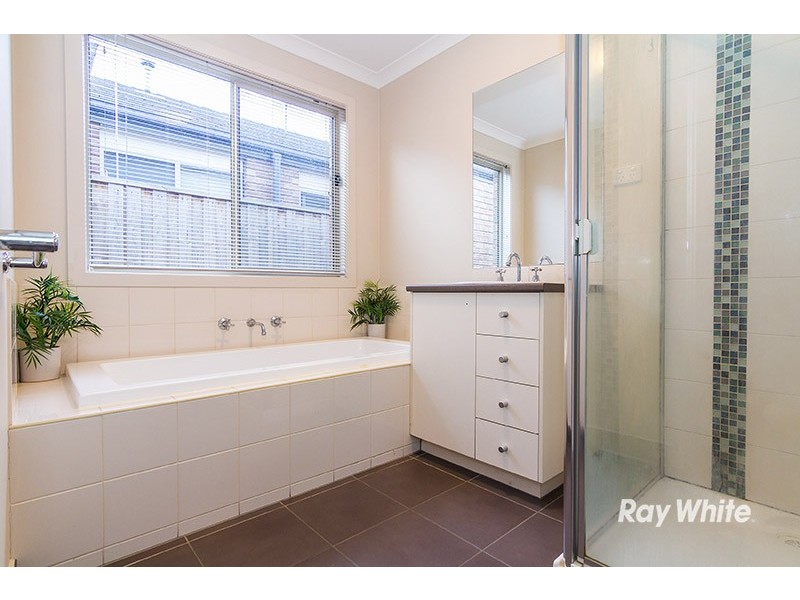 52 Silverwattle Drive, Lyndhurst VIC 3975