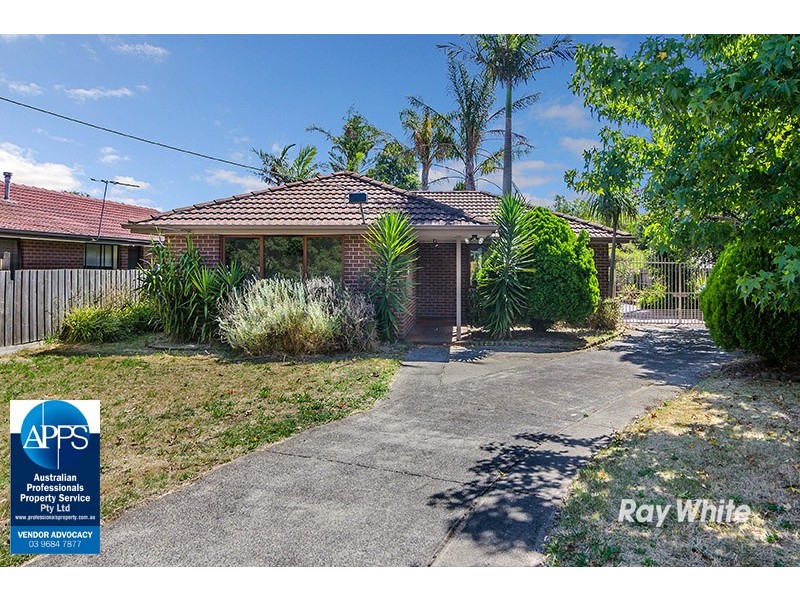 4 Halstead Court, Cranbourne VIC 3977