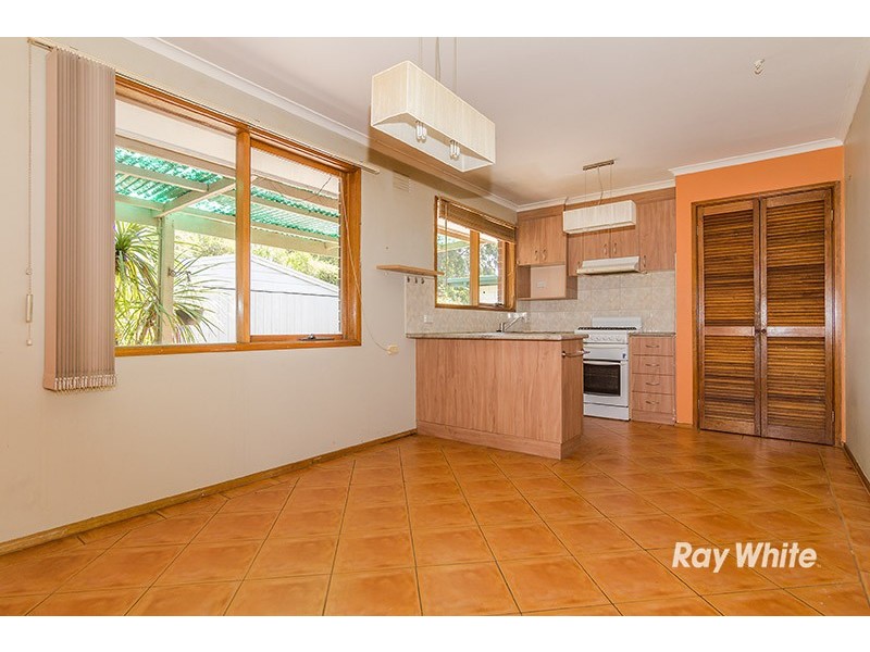 4 Halstead Court, Cranbourne VIC 3977