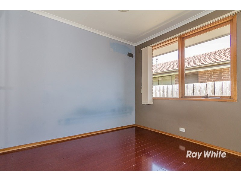 4 Halstead Court, Cranbourne VIC 3977