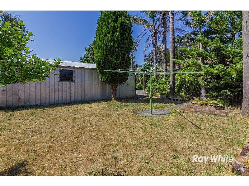 4 Halstead Court, Cranbourne VIC 3977