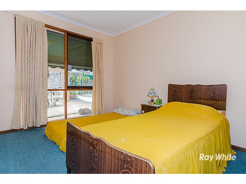 8 Ferncroft Court, Cranbourne North VIC 3977