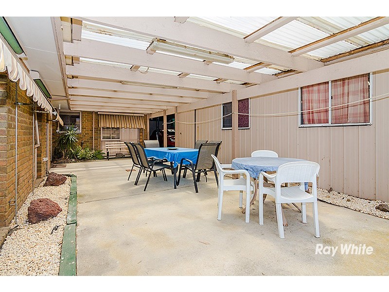 8 Ferncroft Court, Cranbourne North VIC 3977