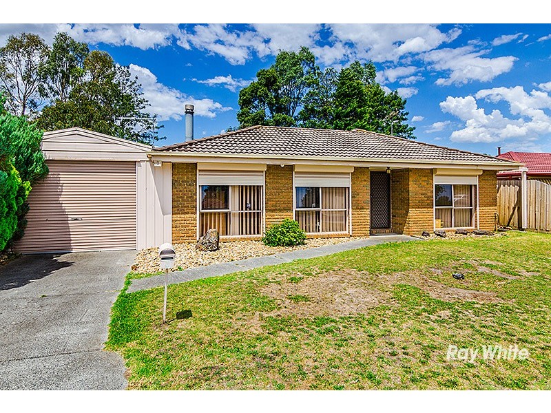 8 Ferncroft Court, Cranbourne North VIC 3977