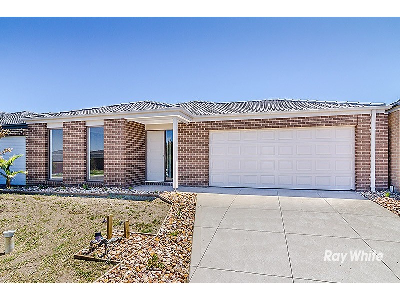 42 Alarah Blvd, Cranbourne West VIC 3977