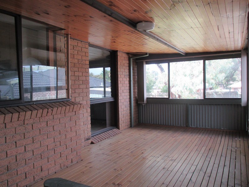 7 Phillip Court, Cranbourne North VIC 3977