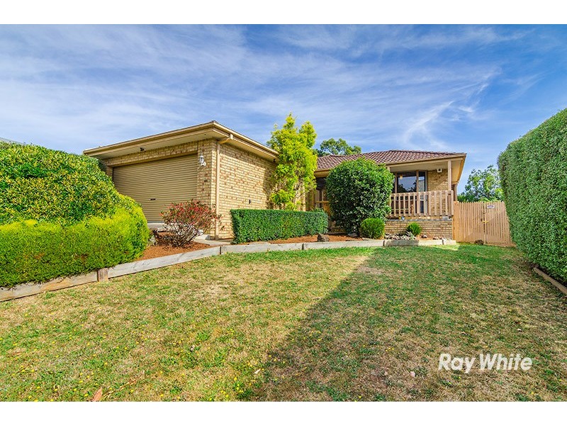 18 McGill Court, Pakenham VIC 3810