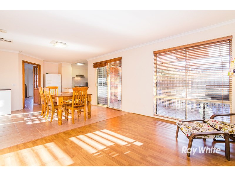 12 Butterwick Terrace, Cranbourne East VIC 3977