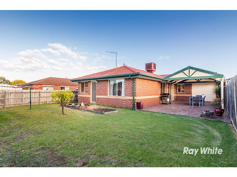 12 Butterwick Terrace, Cranbourne East VIC 3977