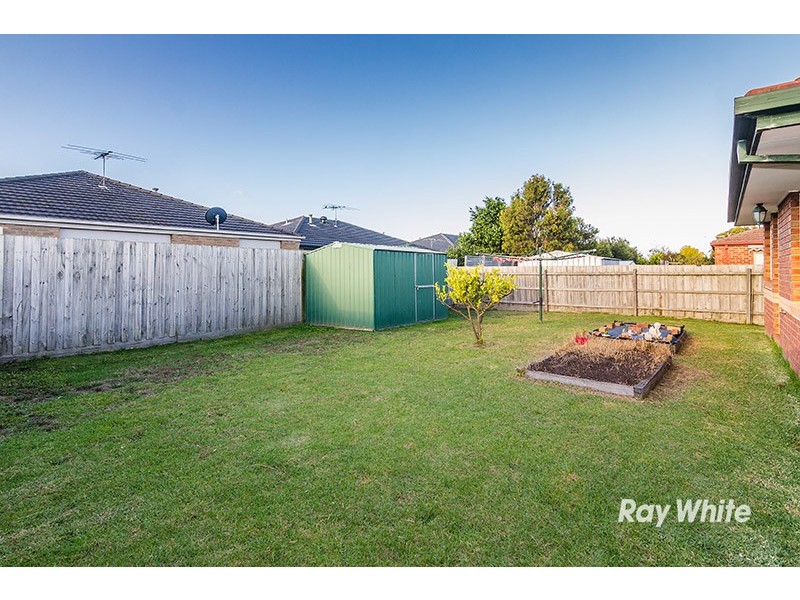 12 Butterwick Terrace, Cranbourne East VIC 3977
