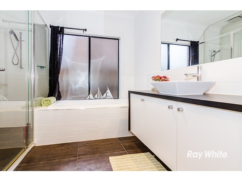 49 Lyndhurst Boulevard, Lyndhurst VIC 3975