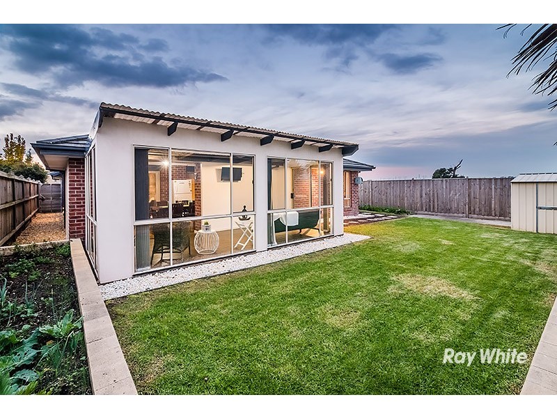 13 Tea Tree Court, Lyndhurst VIC 3975