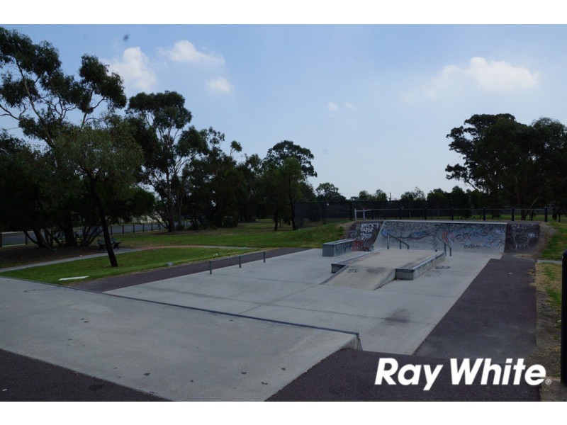 24 The Glade, Hampton Park VIC 3976