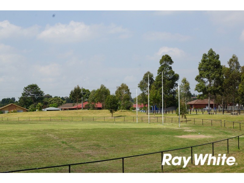 24 The Glade, Hampton Park VIC 3976