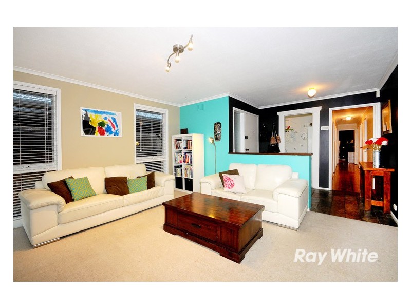 16 Hovell Court, Cranbourne VIC 3977