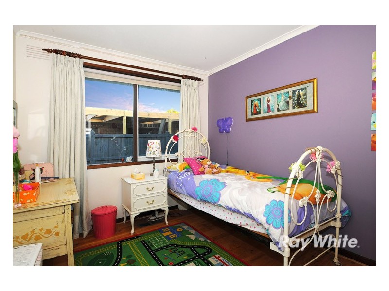 16 Hovell Court, Cranbourne VIC 3977