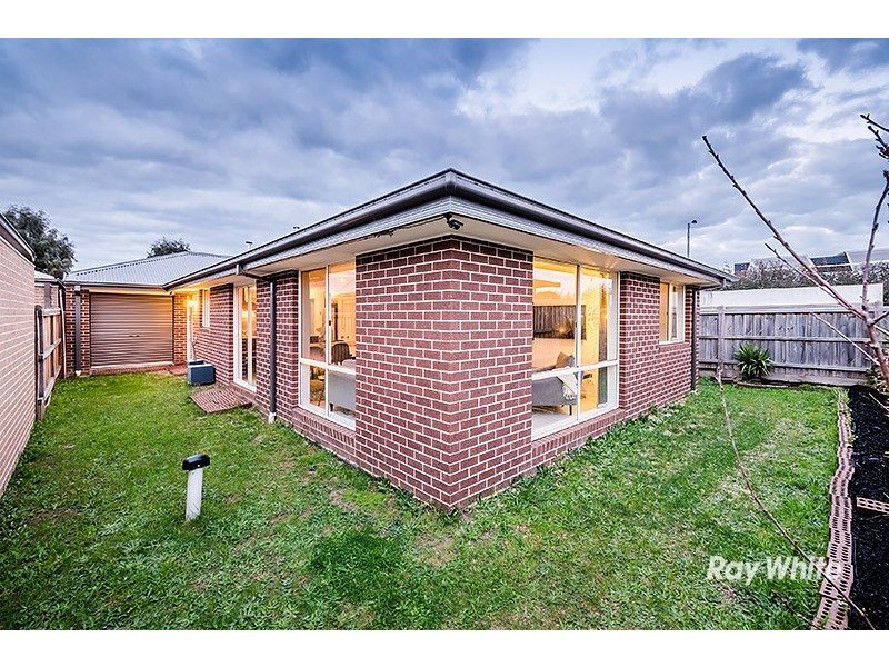 20 Copernicus Circuit, Cranbourne West VIC 3977