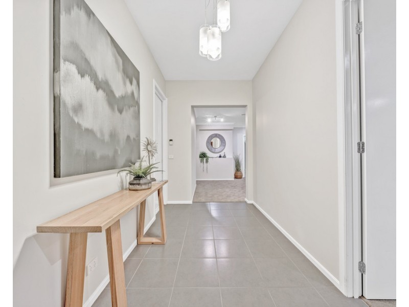 3 Yellowgum Avenue, Lyndhurst VIC 3975