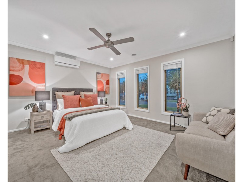 3 Yellowgum Avenue, Lyndhurst VIC 3975