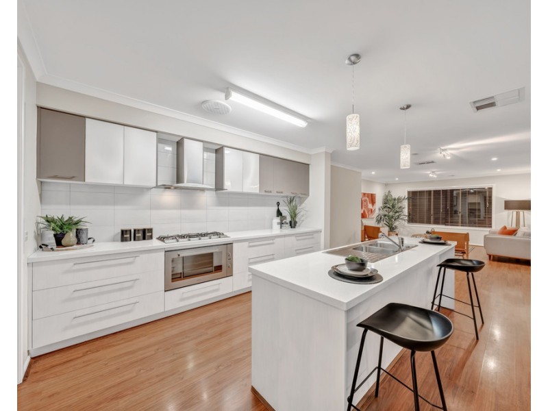 3 Yellowgum Avenue, Lyndhurst VIC 3975