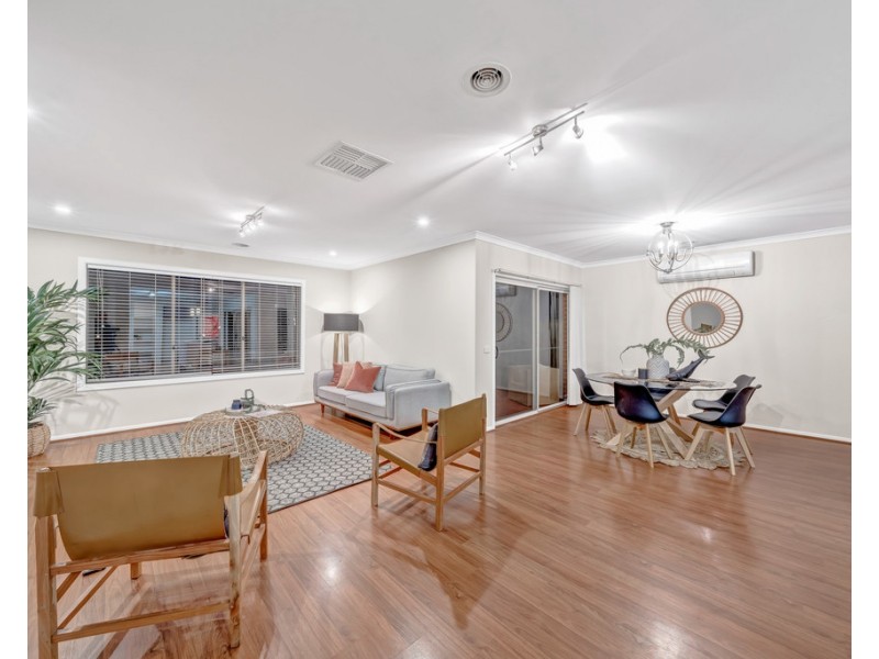 3 Yellowgum Avenue, Lyndhurst VIC 3975