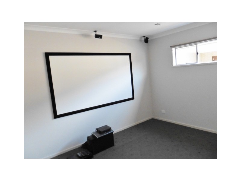 129 Boland Drive, Lyndhurst VIC 3975