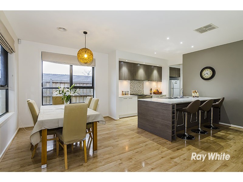 88 Glenelg Street, Clyde North VIC 3978