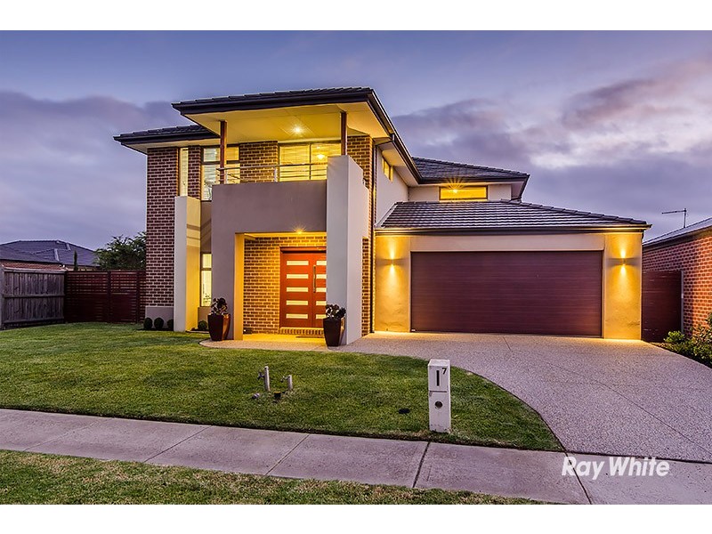 7 Honeybark Crescent, Lyndhurst VIC 3975