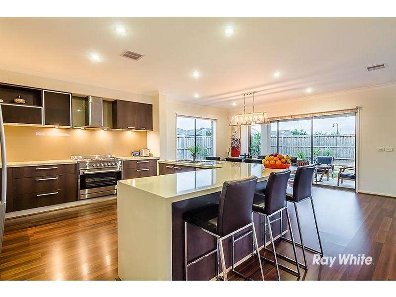 7 Honeybark Crescent, Lyndhurst VIC 3975