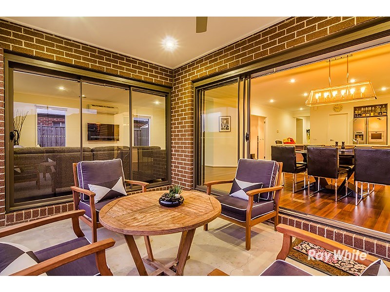 7 Honeybark Crescent, Lyndhurst VIC 3975