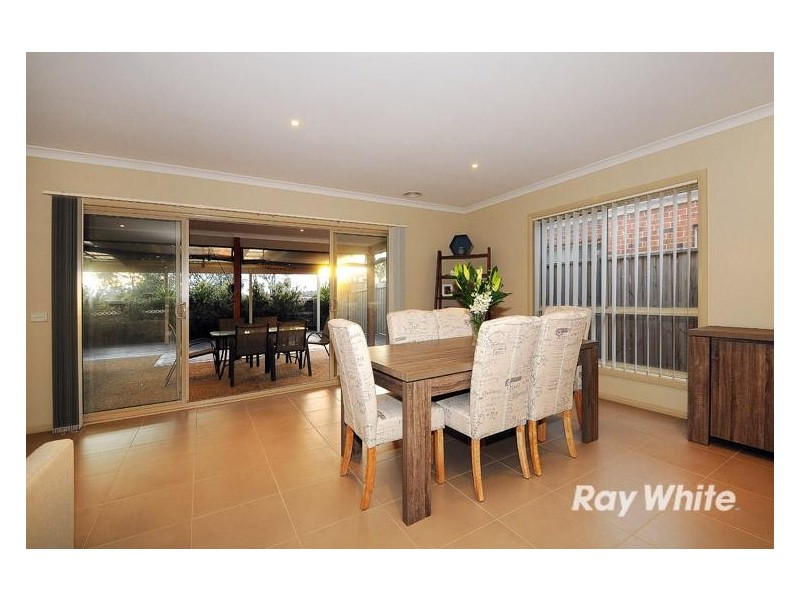 67 Bluemist Circuit, Lyndhurst VIC 3975
