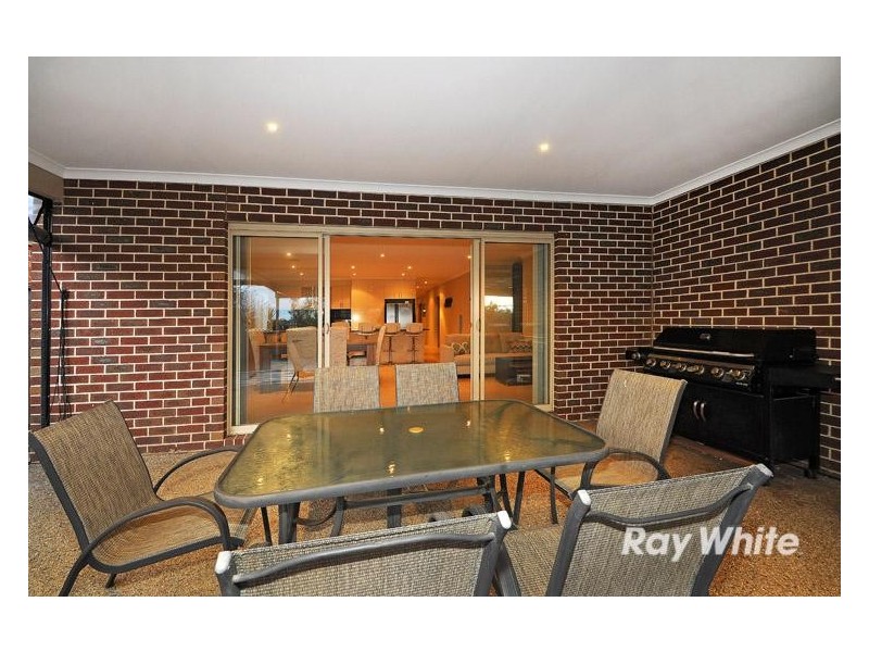 67 Bluemist Circuit, Lyndhurst VIC 3975