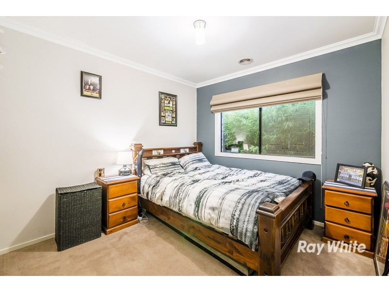 11 Dan Morgan Drive, Cranbourne East VIC 3977