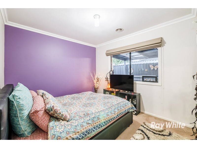 11 Dan Morgan Drive, Cranbourne East VIC 3977