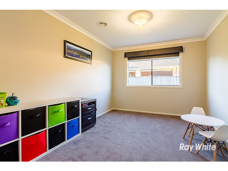 21 Wild Scotchman Way, Cranbourne East VIC 3977