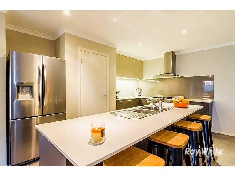 21 Wild Scotchman Way, Cranbourne East VIC 3977