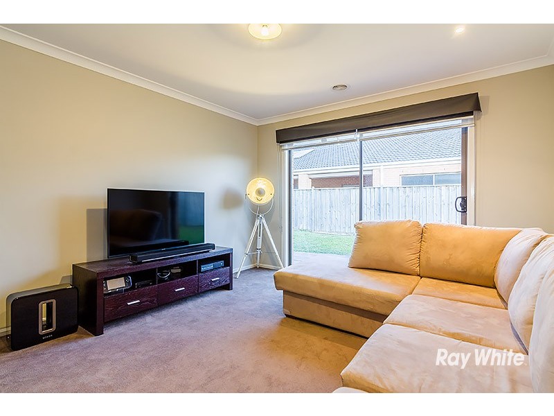 21 Wild Scotchman Way, Cranbourne East VIC 3977
