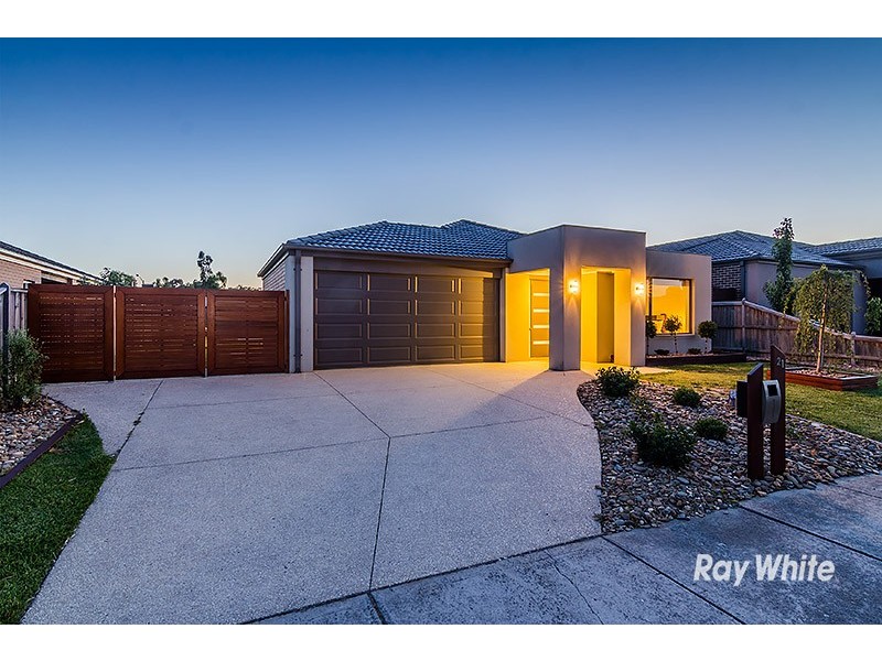 21 Wild Scotchman Way, Cranbourne East VIC 3977
