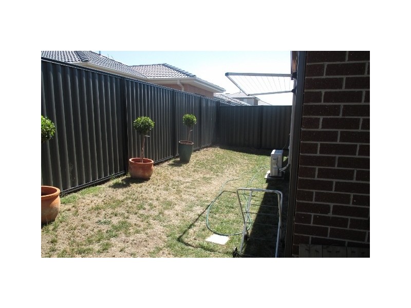 3 Dream Avenue, Clyde North VIC 3978