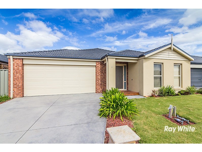 31 Thurvaston Cresent, Clyde North VIC 3978