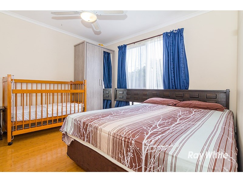 6 Jindalee Gardens, Cranbourne West VIC 3977