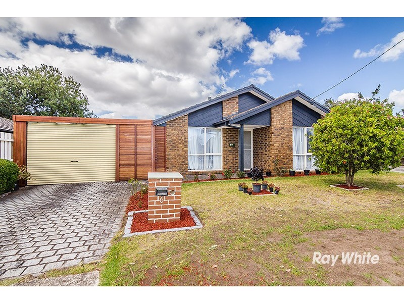 6 Jindalee Gardens, Cranbourne West VIC 3977
