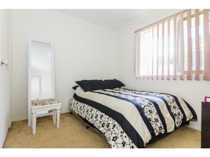 19 Bates Street, Cranbourne West VIC 3977