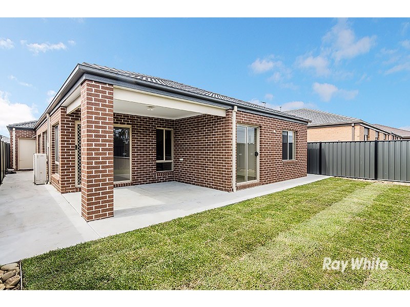 170 Selandra Boulevard, Clyde North VIC 3978