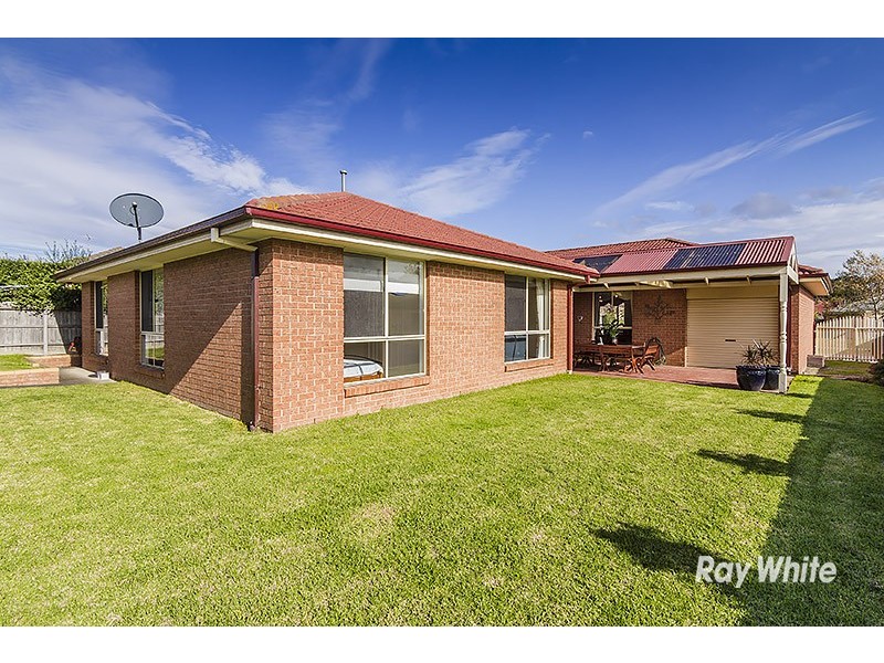 48 Wood Road, Narre Warren South VIC 3805