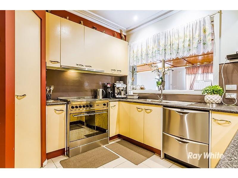 41 George Chudleigh Drive, Hallam VIC 3803