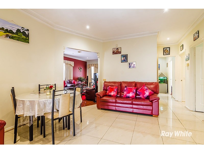 41 George Chudleigh Drive, Hallam VIC 3803
